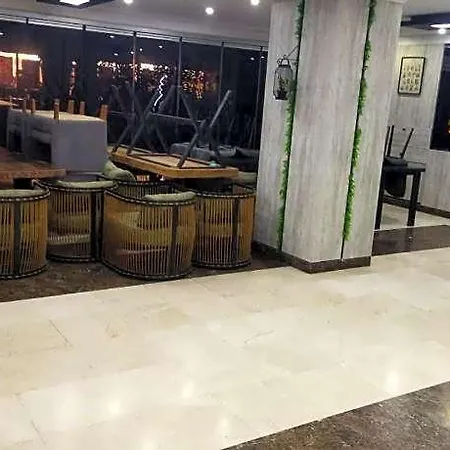 Kolibry Antalya